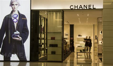 how much does chanel pay an hour